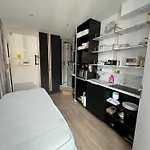 Daire Batignolles, Montmartre 12m2 , Metro 13 Et 14 *