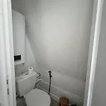 Batignolles, Montmartre 12m2 , Metro 13 Et 14 Paris