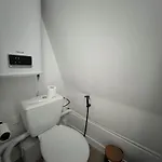 Batignolles, Montmartre 12m2 , Metro 13 Et 14 * Paris